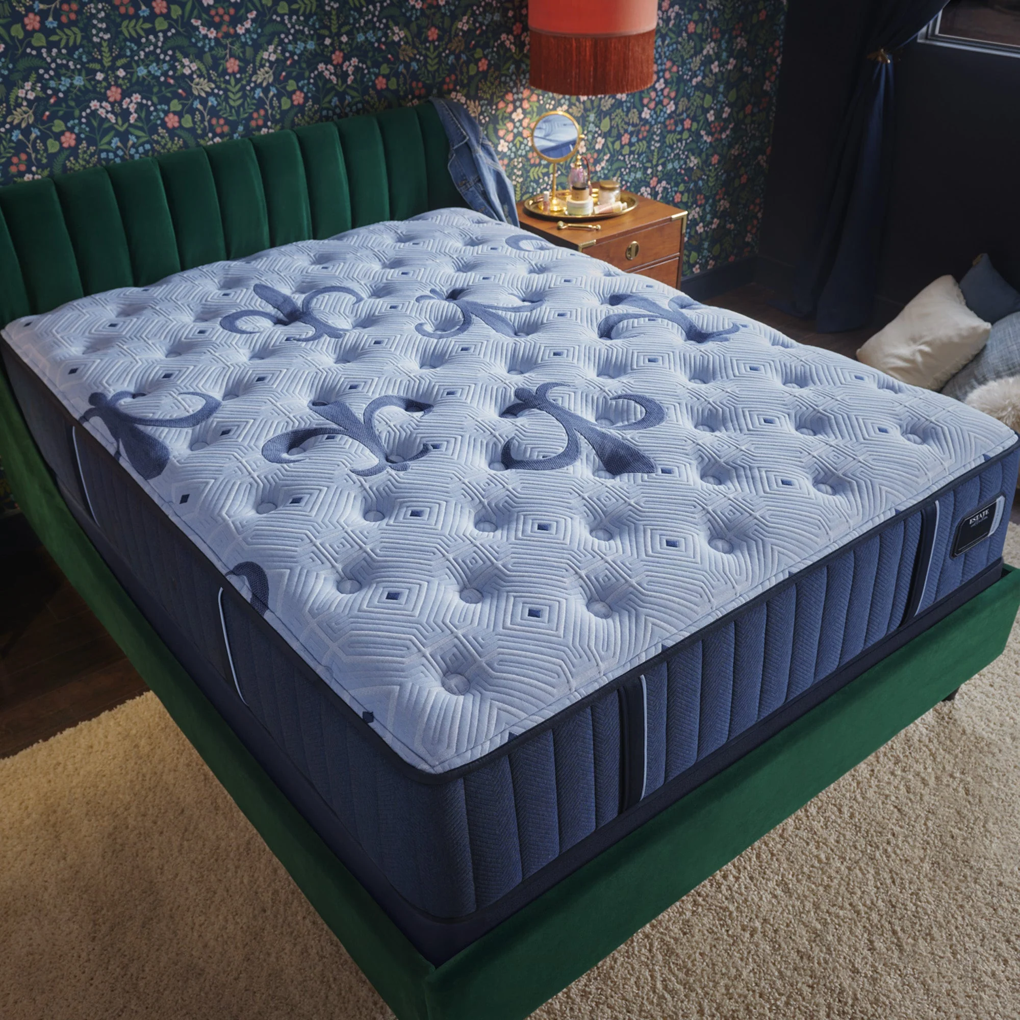 Bedding & Comfort